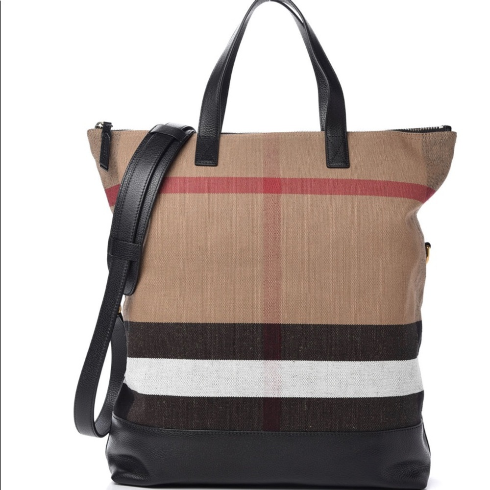 NEW Burberry Oversized Check Armley Folding Messenger